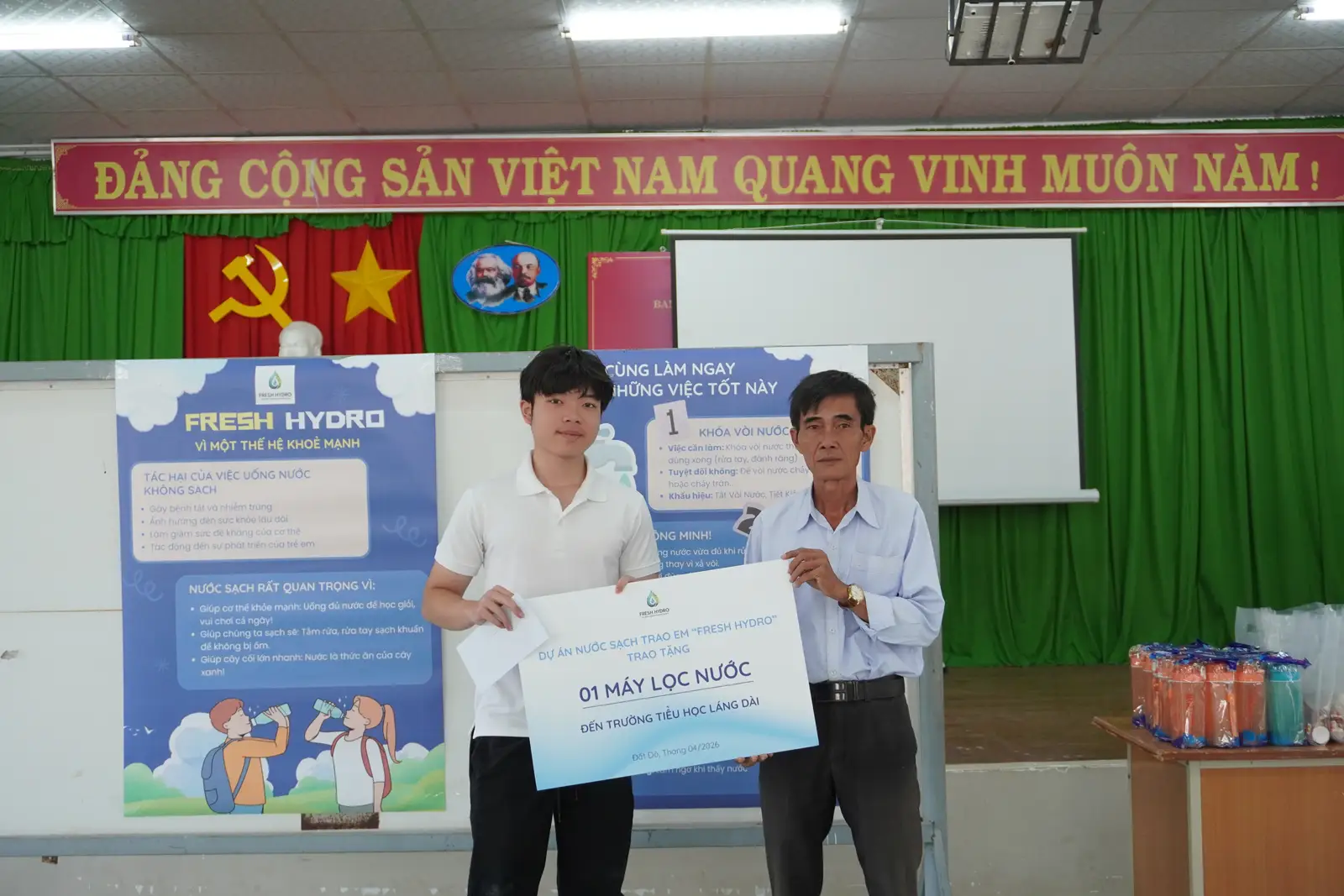 Khoảnh khắc trong hoạt động Fresh Hydro